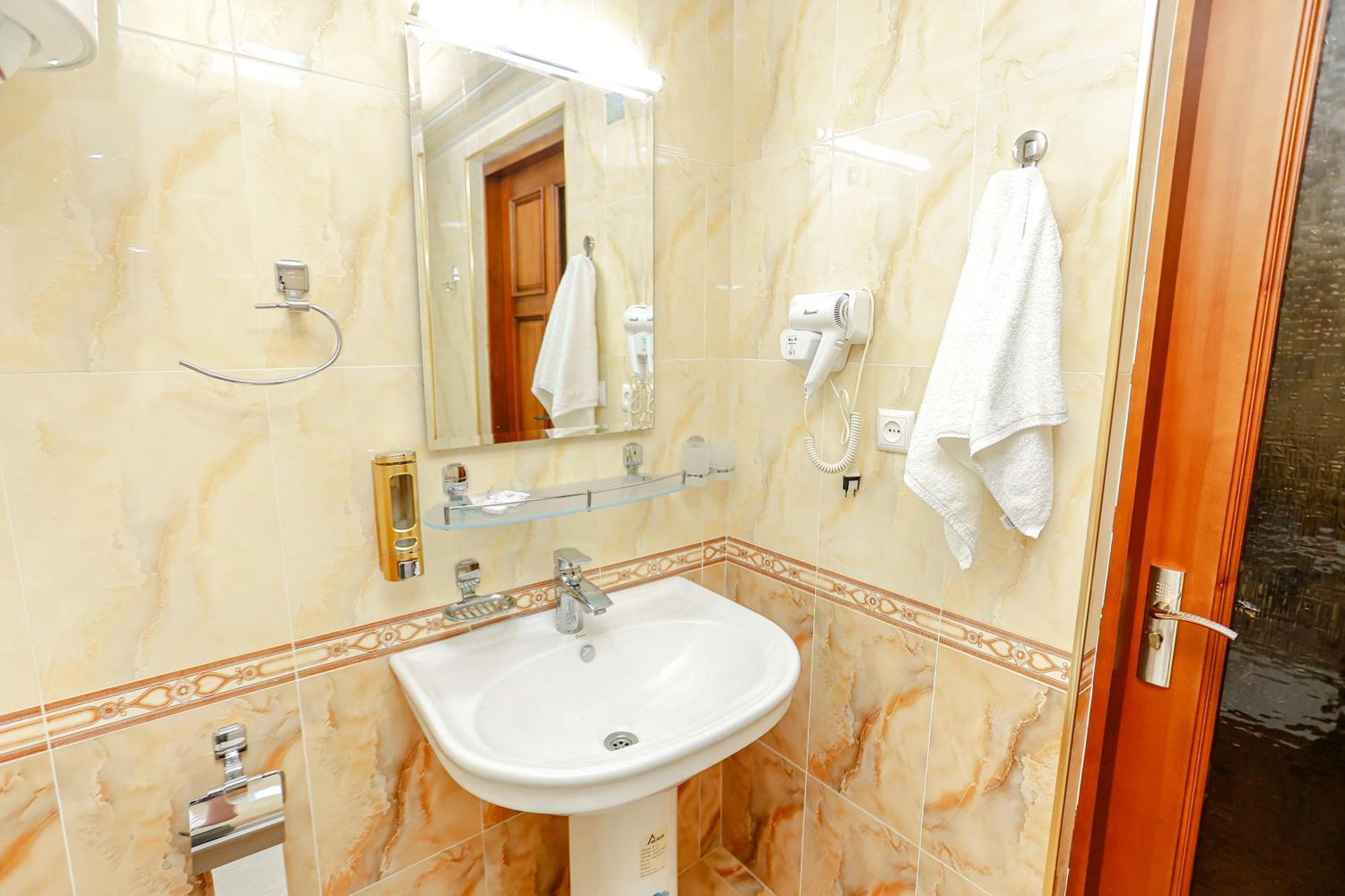 Yangi Sharq Hotel Samarcanda Exterior foto